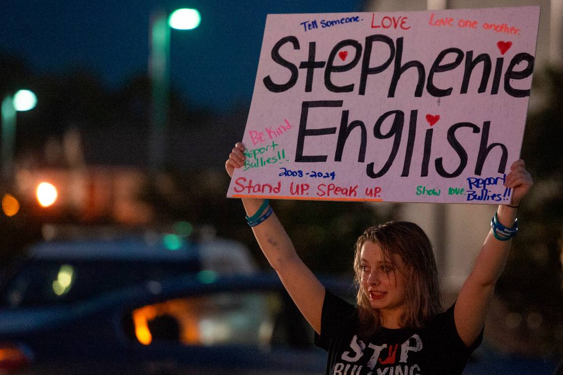 Stevie English’s Suicide and the Bullying She Faced at D’Iberville High School