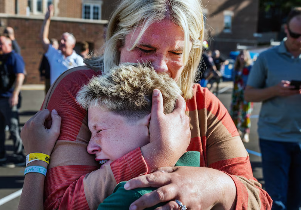 2 children killed in Minneapolis school shooting